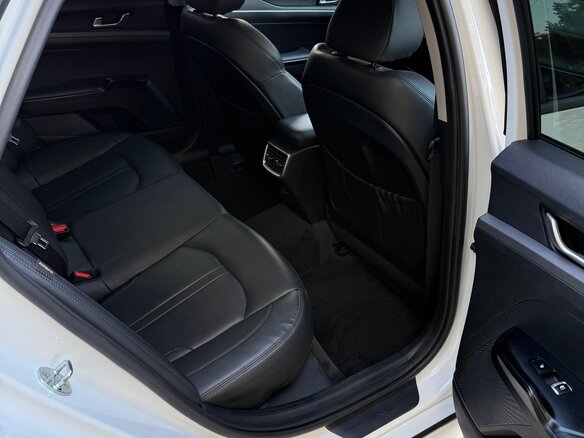 2021 Kia K5 III, белый, 2750000 рублей - вид 10