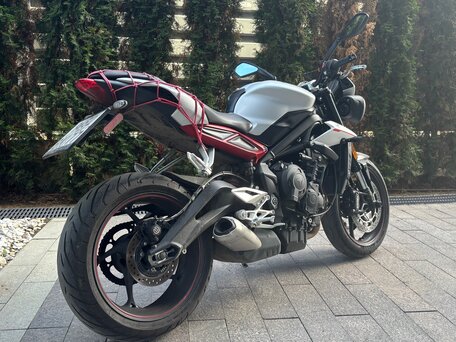 2018 Triumph Street Triple, серый, 700000 рублей, вид 2