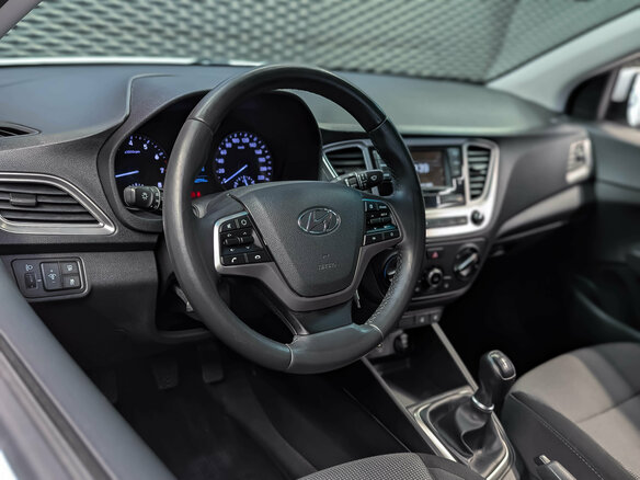 2019 Hyundai Solaris II, белый, 999000 рублей - вид 7