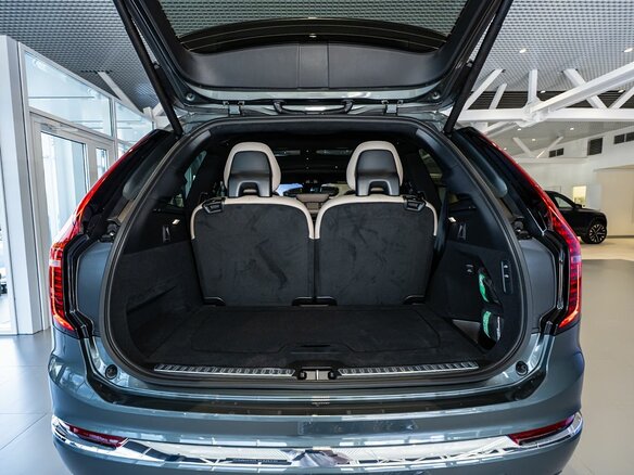 2026 Volvo XC90 B5 II Рестайлинг 2, зелёный, 12420000 рублей - вид 12
