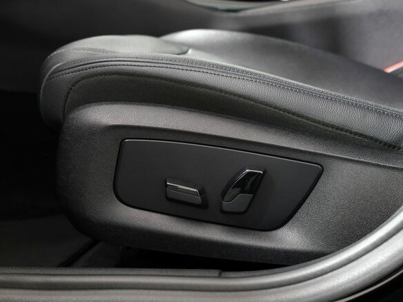 2018 BMW 5 серии 520d xDrive VII (G30/G31/G38), чёрный - вид 19