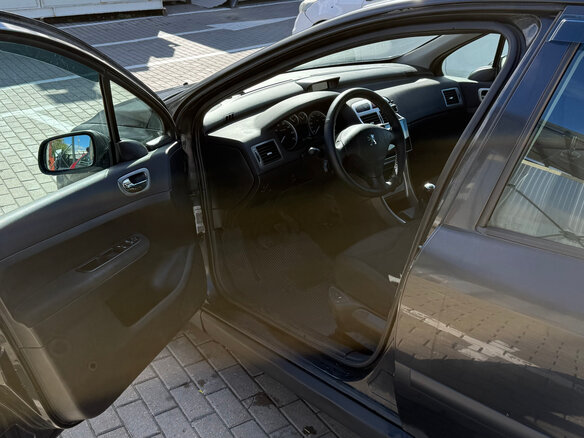 2003 Peugeot 307 I, чёрный, 175000 рублей - вид 11