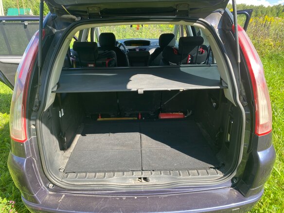 2009 Citroen C4 Picasso Grand I, серый, 400000 рублей - вид 8