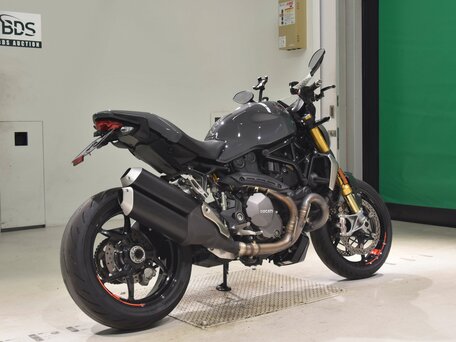 2017 Ducati Monster 1200, серый, 1000000 рублей, вид 4