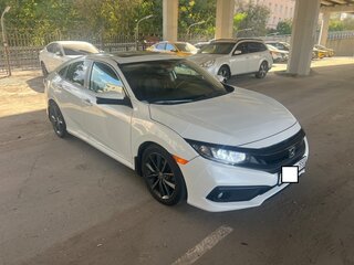 2019 Honda Civic X Рестайлинг, белый, 1350000 рублей, вид 2