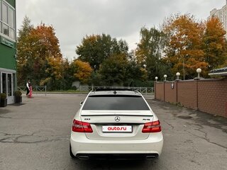2011 Mercedes-Benz E-Класс 350 IV (W212, S212, C207), белый, 2000000 рублей, вид 4