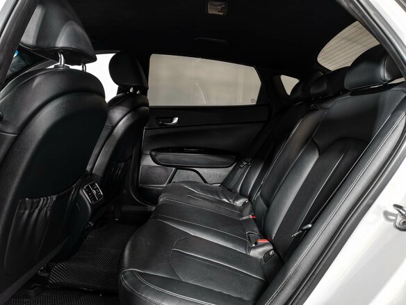 2018 Kia Optima IV Рестайлинг, белый, 1497800 рублей - вид 12