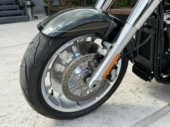 2026 Harley-Davidson Fat Boy, зелёный, 4200000 рублей - вид 15