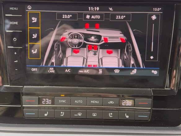 2018 Volkswagen Touareg III, серый, 5250000 рублей - вид 27