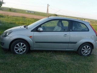 2007 Ford Fiesta Mk5, серебристый, 550000 рублей, вид 4