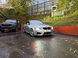 2006 BMW 5 серии 550i V (E60/E61), серый, 1650000 рублей, вид 1
