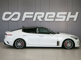 2018 Kia Stinger I, белый, 2550000 рублей, вид 4