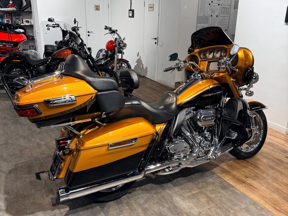 2015 Harley-Davidson Electra Glide, чёрный, 1499000 рублей - вид 2