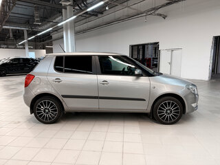 2011 Skoda Fabia II Рестайлинг, серый, 686000 рублей, вид 4