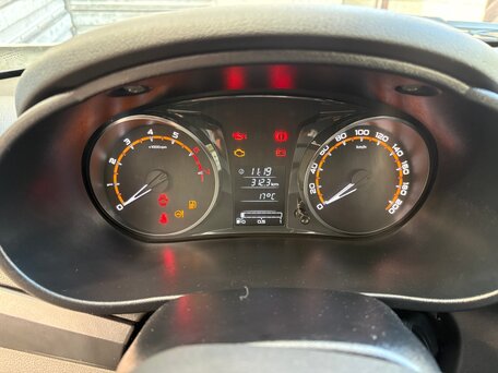 2024 Lada (ВАЗ) Granta I Рестайлинг, серебристый, 935000 рублей, вид 4