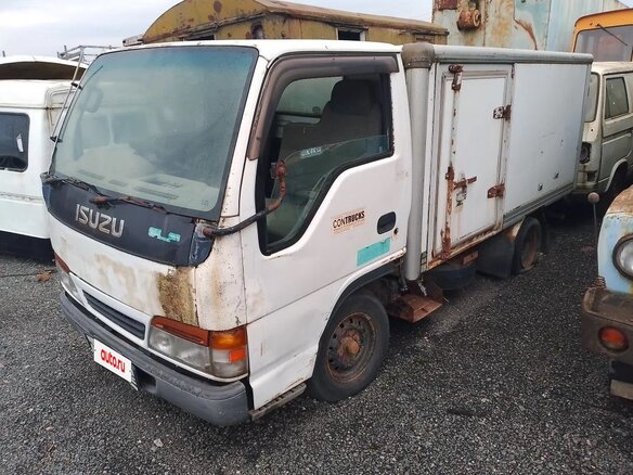 1998 Isuzu Elf (N-series), белый, 200000 рублей