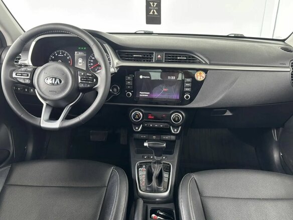 2021 Kia Rio IV Рестайлинг, чёрный, 1580000 рублей - вид 11