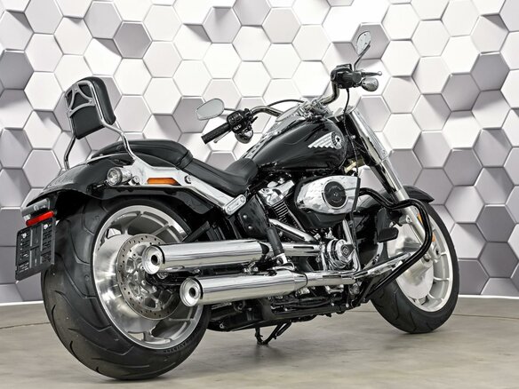 2025 Harley-Davidson Fat Boy, чёрный, 2949000 рублей - вид 6