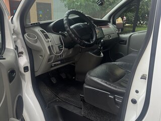 2014 Renault Trafic II Рестайлинг, белый, 1850000 рублей, вид 5
