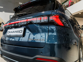 2026 Geely Okavango I Рестайлинг, синий, 4085990 рублей, вид 3