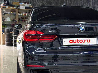 2017 BMW 7 серии Long 730Ld xDrive VI (G11/G12), чёрный, 3800000 рублей, вид 2