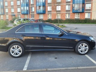 2011 Mercedes-Benz E-Класс 250 5G-Tronic IV (W212, S212, C207), чёрный, 1360000 рублей, вид 4