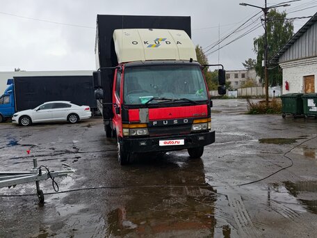 1996 Fuso (Mitsubishi) Fighter, красный, 2200000 рублей, вид 1