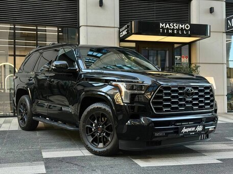 Toyota Sequoia III