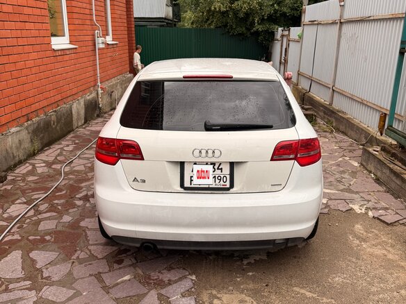 2011 Audi A3 II (8P) Рестайлинг 2, белый, 550000 рублей - вид 5