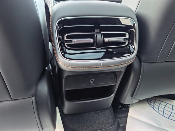 2026 Geely Galaxy M7, серый, 3590000 рублей - вид 15
