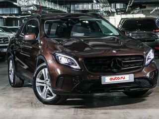 2017 Mercedes-Benz GLA 250 I (X156) Рестайлинг, коричневый, 2200000 рублей, вид 2