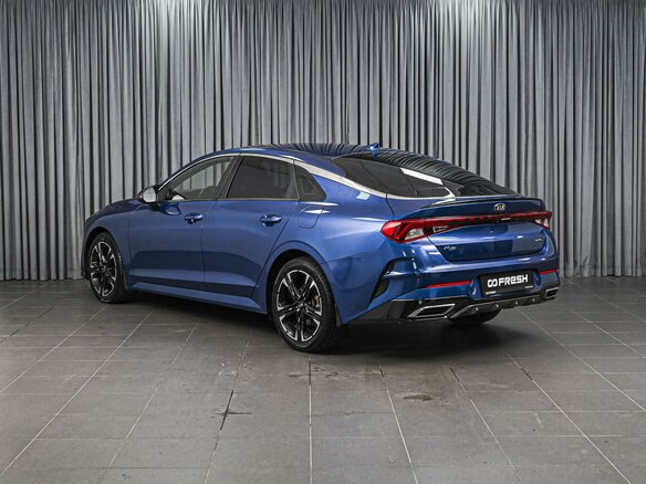 2020 Kia K5 III, синий, 2549000 рублей - вид 1