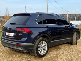 2017 Volkswagen Tiguan II, синий, 2399000 рублей, вид 5