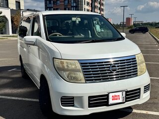 2006 Nissan Elgrand II (E51), белый, 1180000 рублей, вид 1