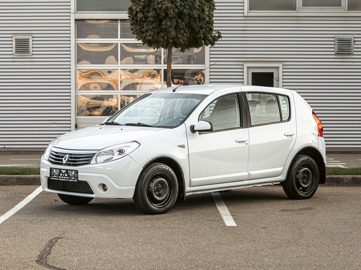 Открыть фотографии: Renault Sandero I
