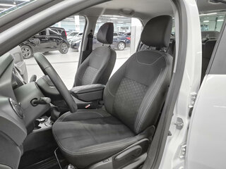 2019 Renault Logan II Рестайлинг, белый, 799000 рублей, вид 5