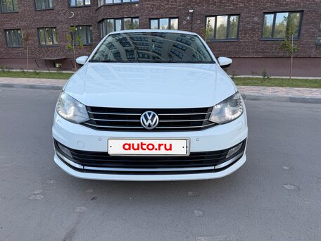 2016 Volkswagen Polo V Рестайлинг, белый, 1040000 рублей, вид 3
