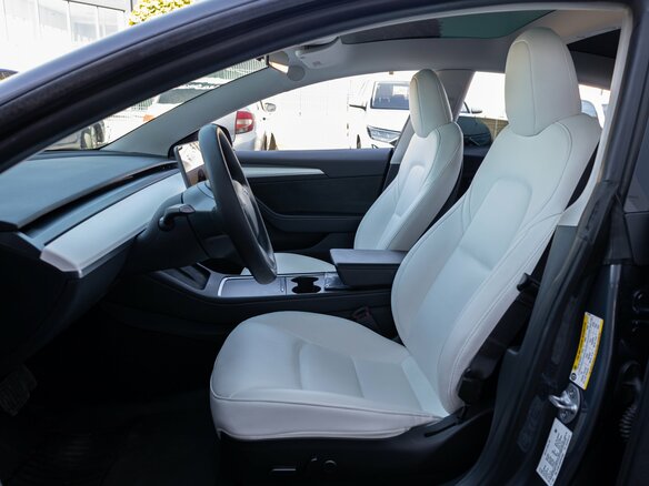 2023 Tesla Model 3 I Рестайлинг, серый, 3295000 рублей - вид 12