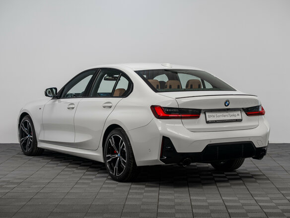 2026 BMW 3 серии 320d xDrive VII (G2x) Рестайлинг 2, белый, 9320000 рублей - вид 3
