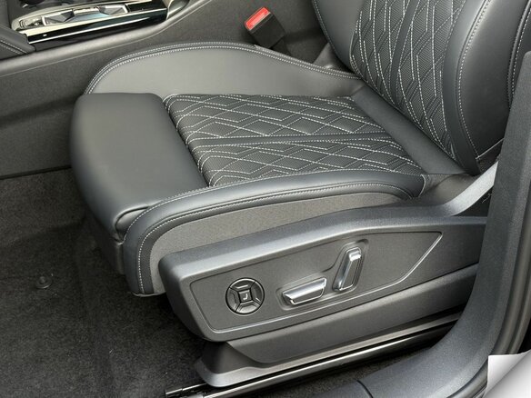 2026 Audi Q5 L III (GU), чёрный, 6075000 рублей - вид 25
