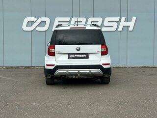 2016 Skoda Yeti I Рестайлинг, белый, 1170000 рублей, вид 4