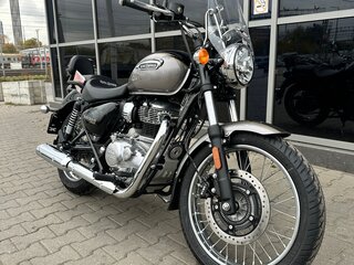 2025 Royal Enfield Meteor, чёрный, 528000 рублей, вид 4