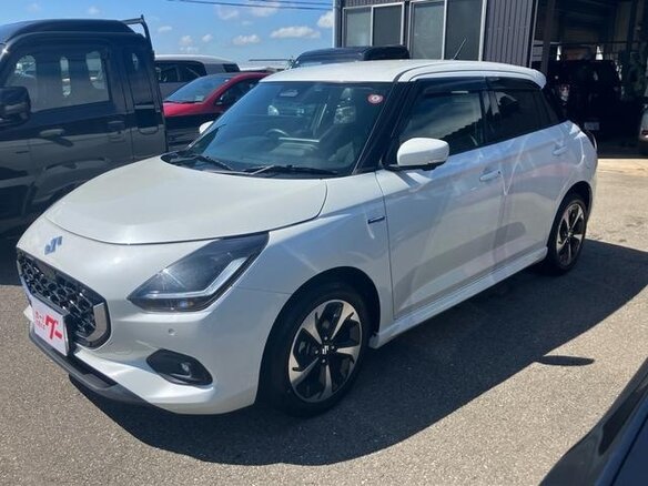 2023 Suzuki Swift VI, белый, 1100700 рублей - вид 1