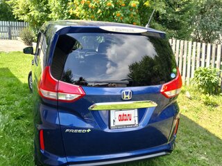 2019 Honda Freed+ II, синий, 1635000 рублей, вид 5