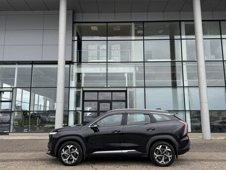 2024 Geely Atlas II, чёрный, 2625000 рублей, вид 4