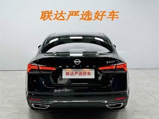 2023 Nissan Altima VI (L34) Рестайлинг, чёрный, 1548999 рублей, вид 5
