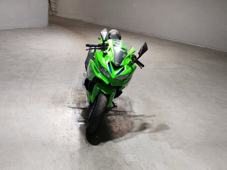 2026 Kawasaki ZX-4, зелёный, 1057000 рублей, вид 4