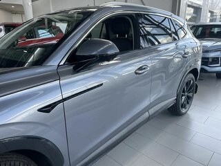 2026 Москвич М70, серебристый, 3099000 рублей, вид 3