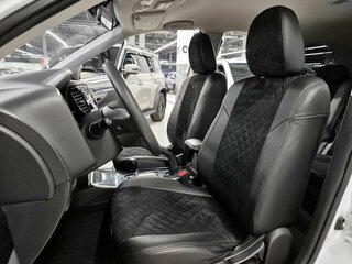 2019 Mitsubishi Outlander III Рестайлинг 3, белый, 1799000 рублей, вид 5
