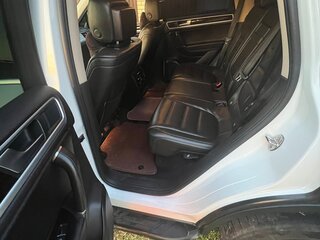2012 Volkswagen Touareg II, белый, 2500000 рублей, вид 5